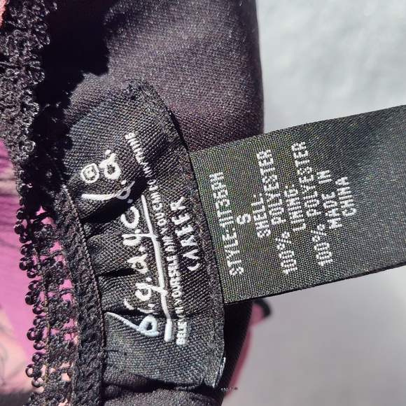 Biyaycda Skirt - Picture 3 of 3